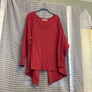 Rust and pink shirt.